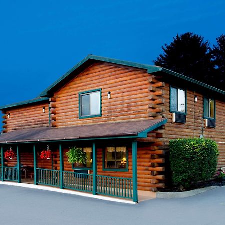 Super 8 By Wyndham Lake George/Warrensburg Area Exterior foto