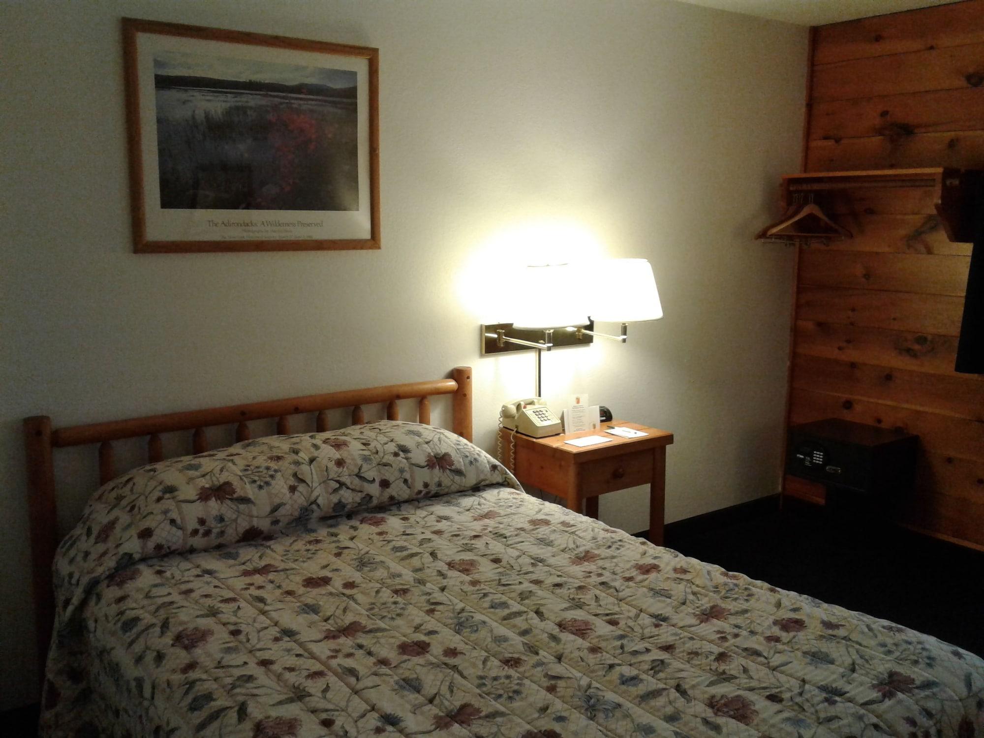 Super 8 By Wyndham Lake George/Warrensburg Area Exterior foto